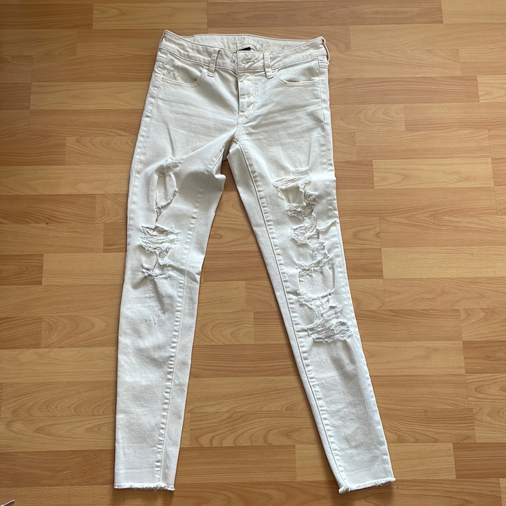 American Eagle Outfitters Super Stretch Jeans. Womens Size 4 Regular